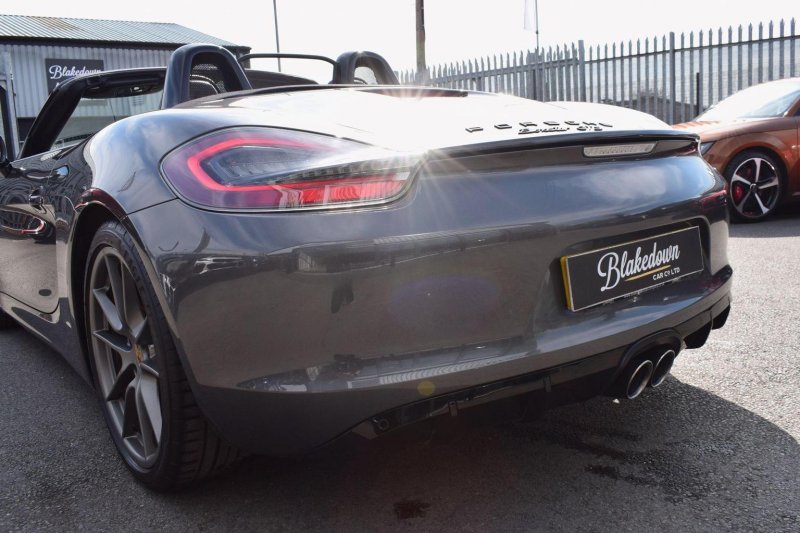 PORSCHE BOXSTER