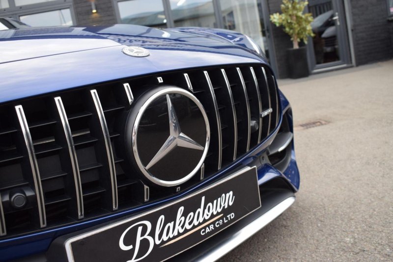 MERCEDES-BENZ AMG GT