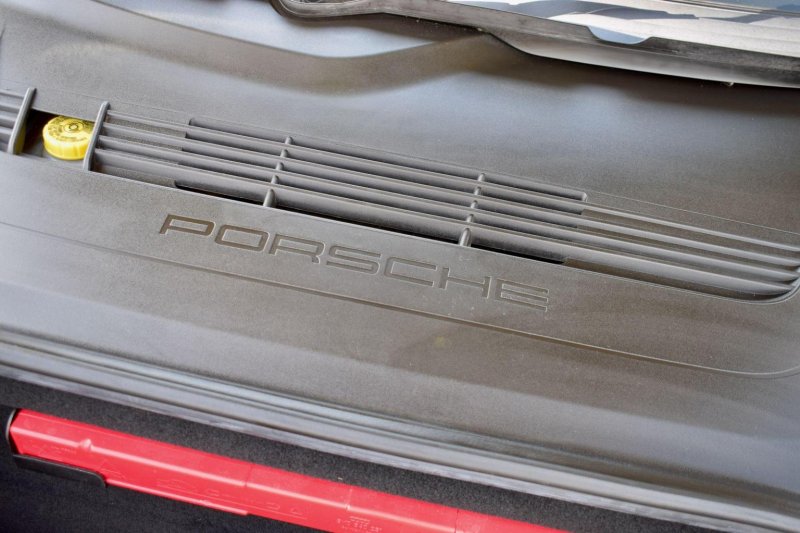 PORSCHE BOXSTER