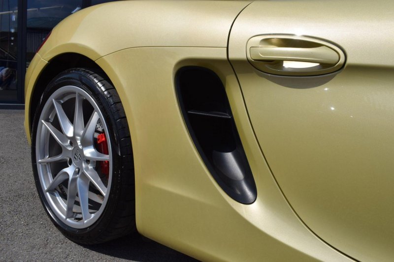 PORSCHE BOXSTER