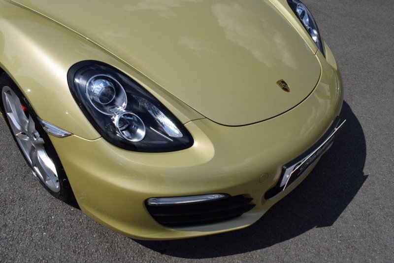PORSCHE BOXSTER