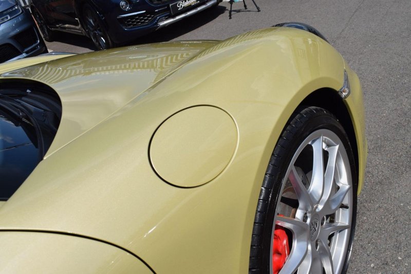 PORSCHE BOXSTER