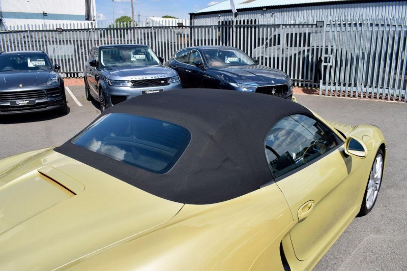 PORSCHE BOXSTER