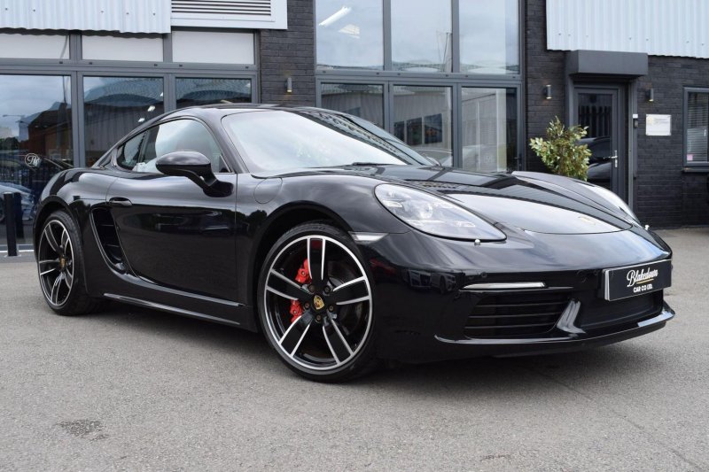 PORSCHE 718