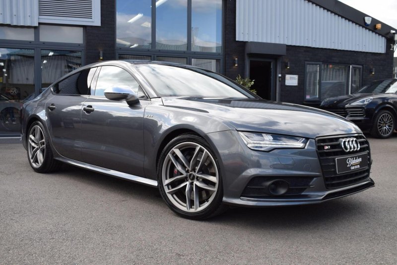 AUDI S7