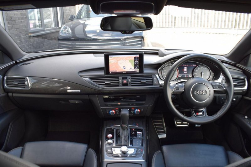 AUDI S7