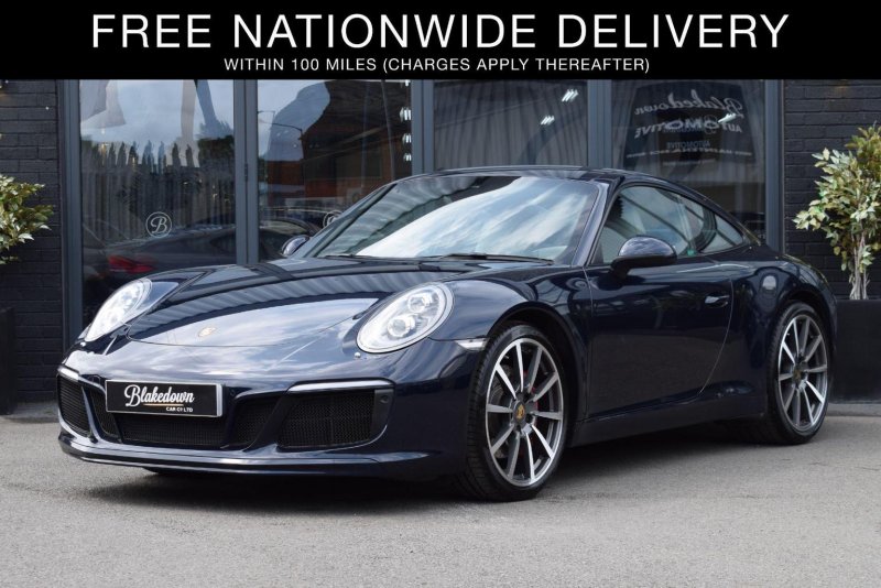 PORSCHE 911