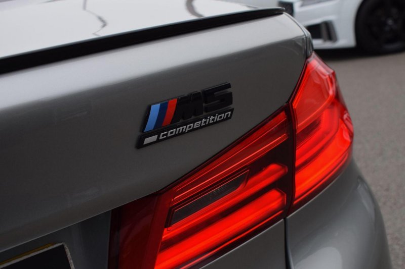 BMW M5