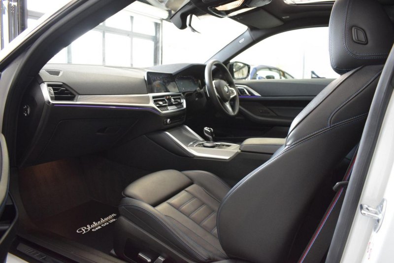 BMW 4 SERIES