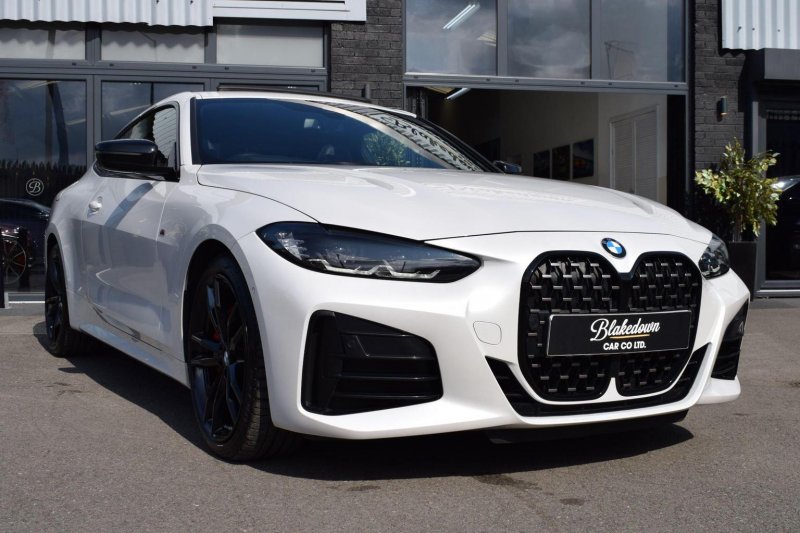 BMW 4 SERIES