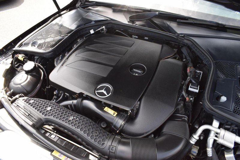 MERCEDES-BENZ C CLASS
