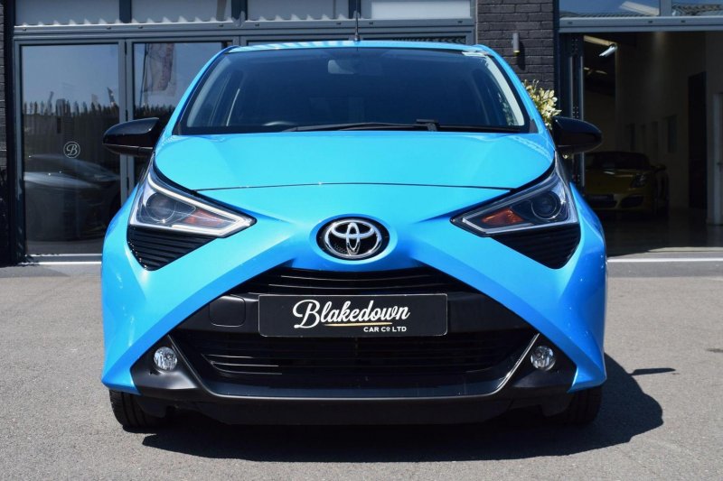 TOYOTA AYGO