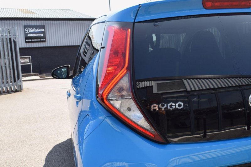 TOYOTA AYGO