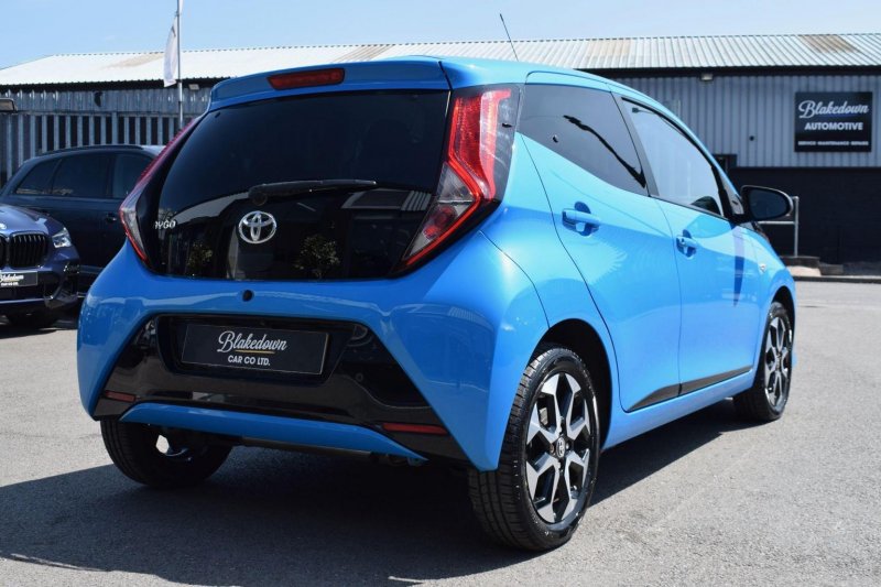 TOYOTA AYGO