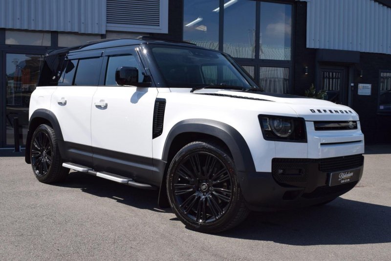 LAND ROVER DEFENDER 110
