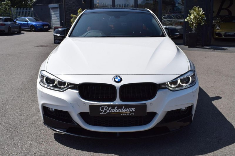 BMW 3 SERIES