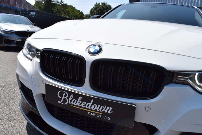 BMW 3 SERIES
