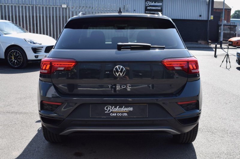VOLKSWAGEN T-ROC