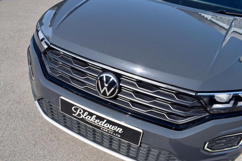 VOLKSWAGEN T-ROC