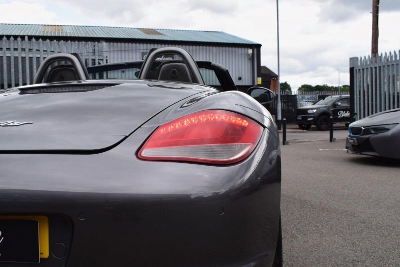 PORSCHE BOXSTER