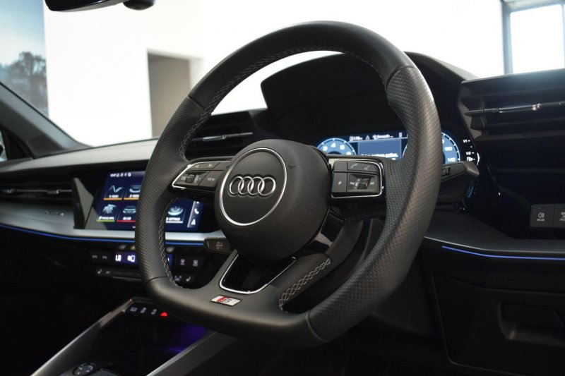 AUDI S3